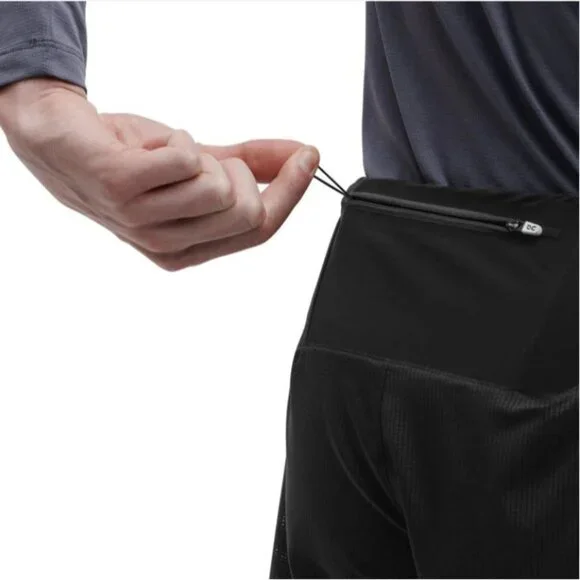 ON-Running 5" Lightweight Running Shorts Denim Black ( S ) - Picture 4 of 7